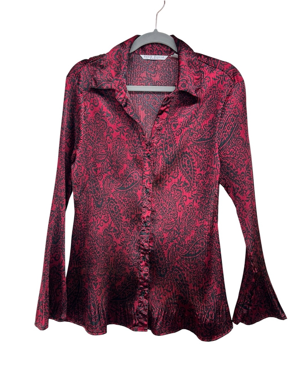 Fred David Woman Stretch Plisse Pleated Button Down Blouse Red Black Paisley 1X